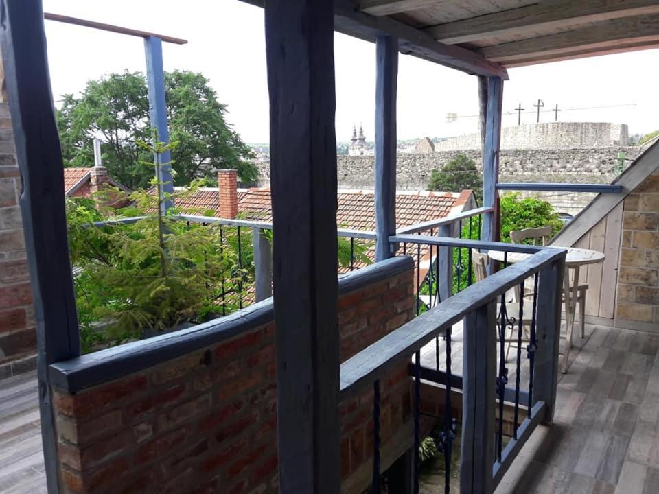 Bastya Apartman Еґер Екстер'єр фото