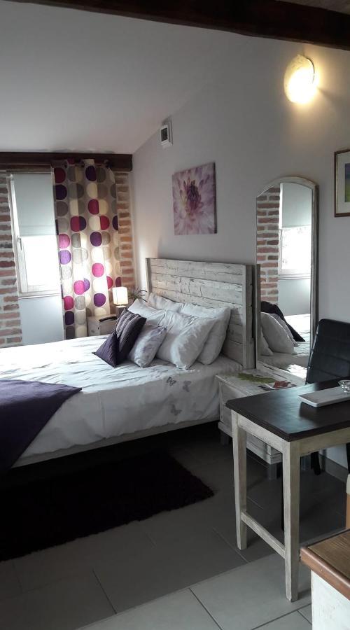 Bastya Apartman Еґер Екстер'єр фото