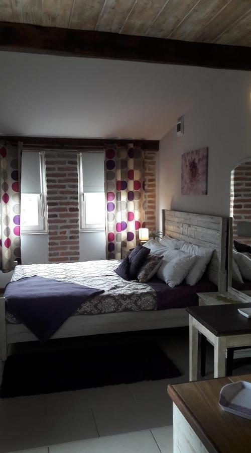 Bastya Apartman Еґер Екстер'єр фото