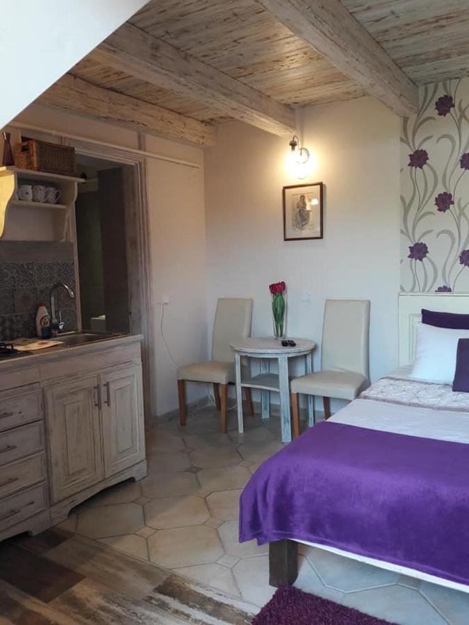 Bastya Apartman Еґер Екстер'єр фото