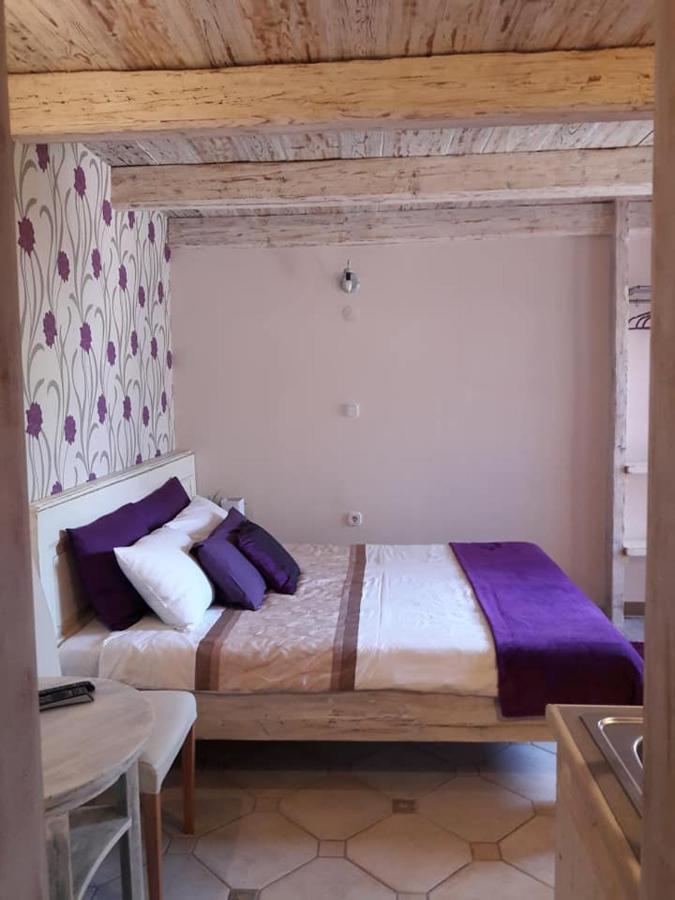 Bastya Apartman Еґер Екстер'єр фото