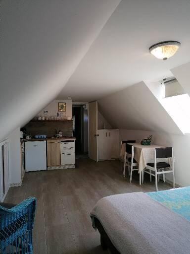 Bastya Apartman Еґер Екстер'єр фото