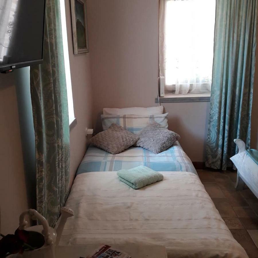 Bastya Apartman Еґер Екстер'єр фото